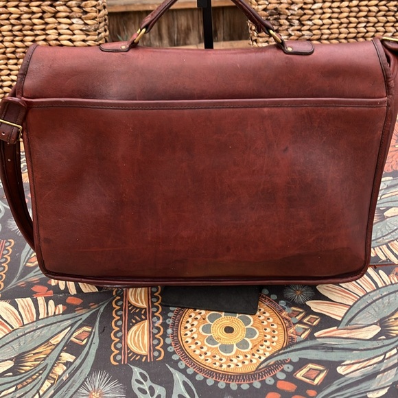 Vintage Coach Metropolitan Briefcase No213-5743 in Red Mahogany - Picture 9 of 15